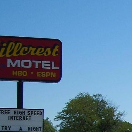 Hillcrest Motel Norton Exterior photo