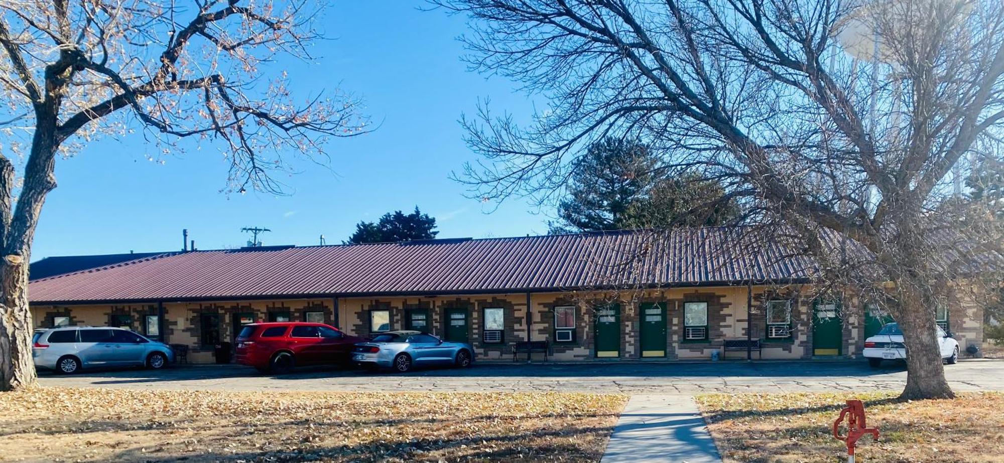 Hillcrest Motel Norton Exterior photo